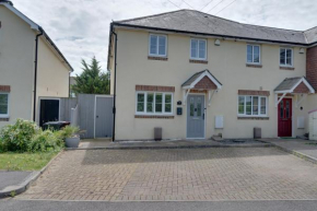 Witterings & Birdham Retreat - 3 Bed house Sleeps 7 near to Goodwood, Witterings and Chichester